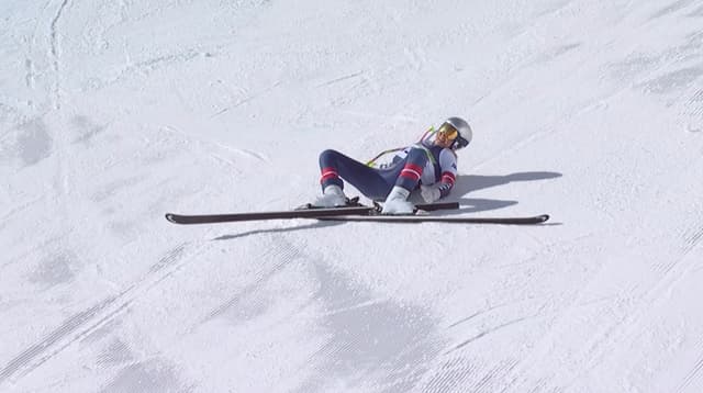 Vonn crashes out of Winter Olympics in brutal end to medal dream