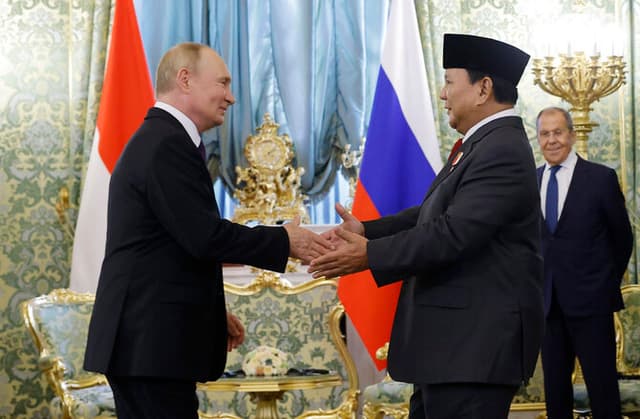 Indonesian president to meet Putin in Russia for oil talks