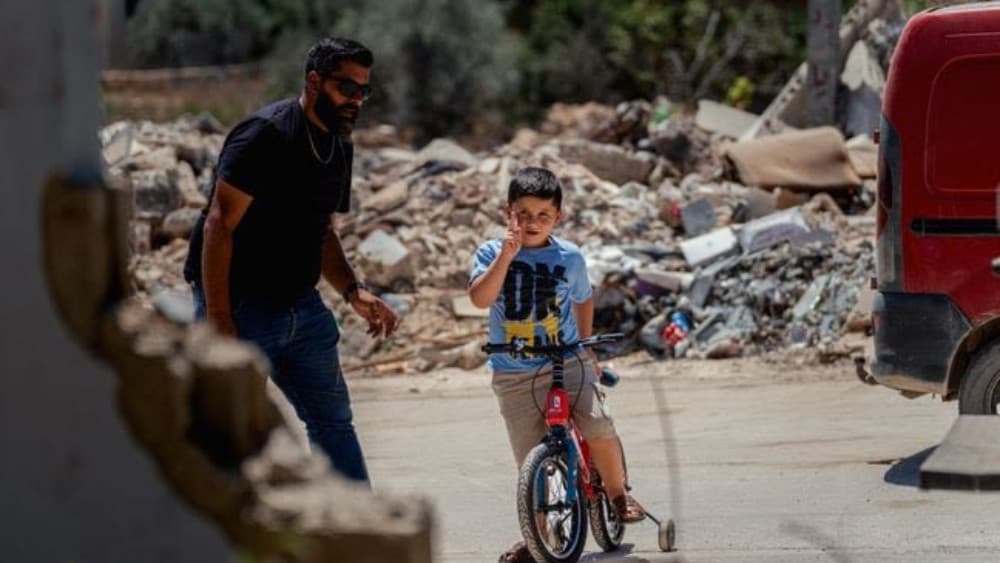 More than 800,000 displaced Lebanese returning home after war: UN