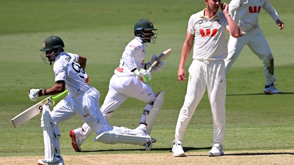 Tanzid makes history as Bangladesh dominate first Australia Test