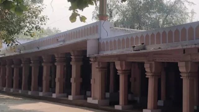 Pakistan president raises concern over Muslim religious site demolitions in India