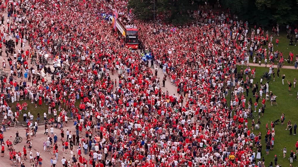 Norway receive heroes' welcome in Oslo after World Cup exit