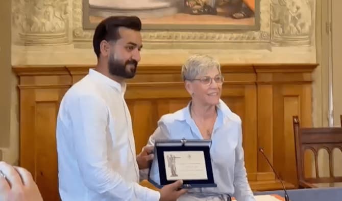 Pakistani man honored in Italy for heroic rescue of children