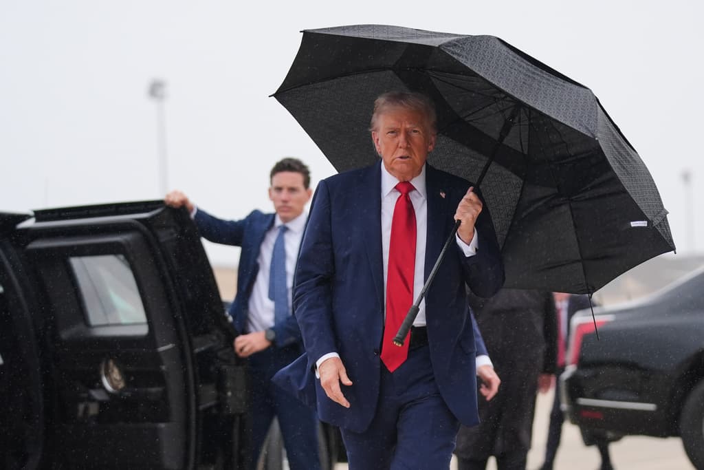 ‘I’ll have to wait till I get back’: Trump on Pakistan, Afghan Taliban clashes