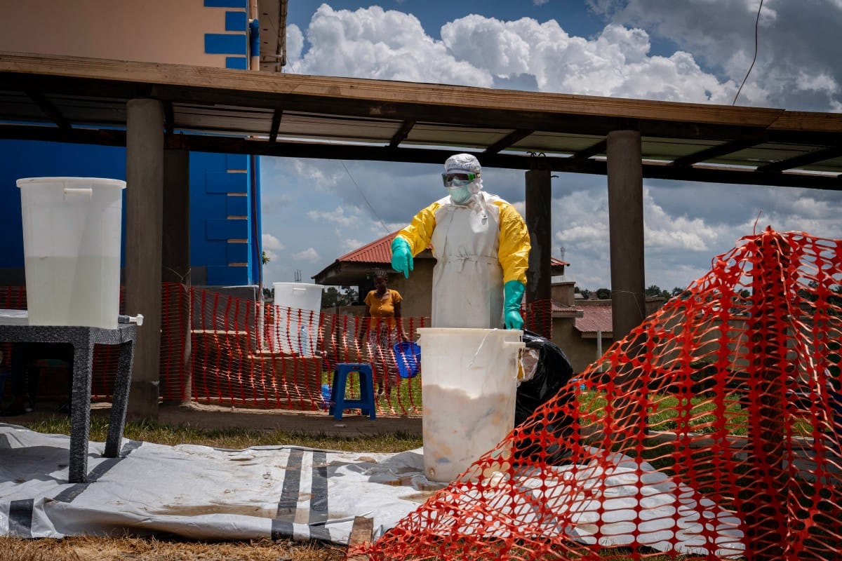 US warns Ebola outbreak on scale of largest 'is possible'
