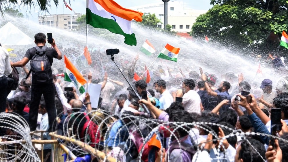 Police use water cannons to disperse Jharkhand students