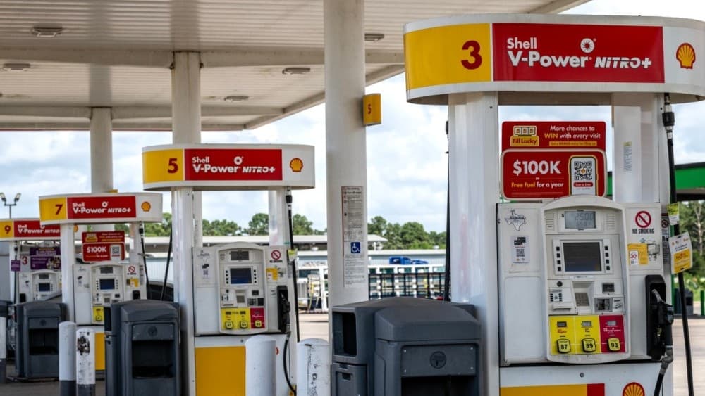 Oil prices rise as US strikes Iran for first time since July, Tehran retaliates