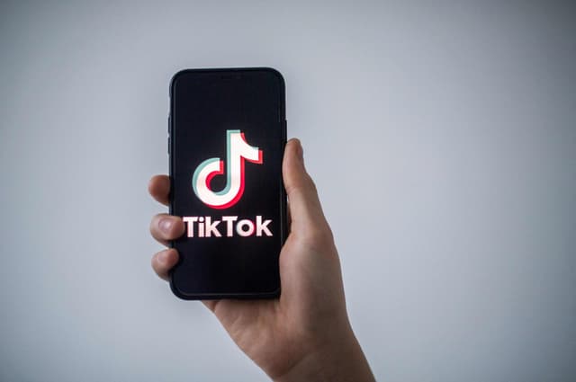 TikTok settles in landmark social media addiction case