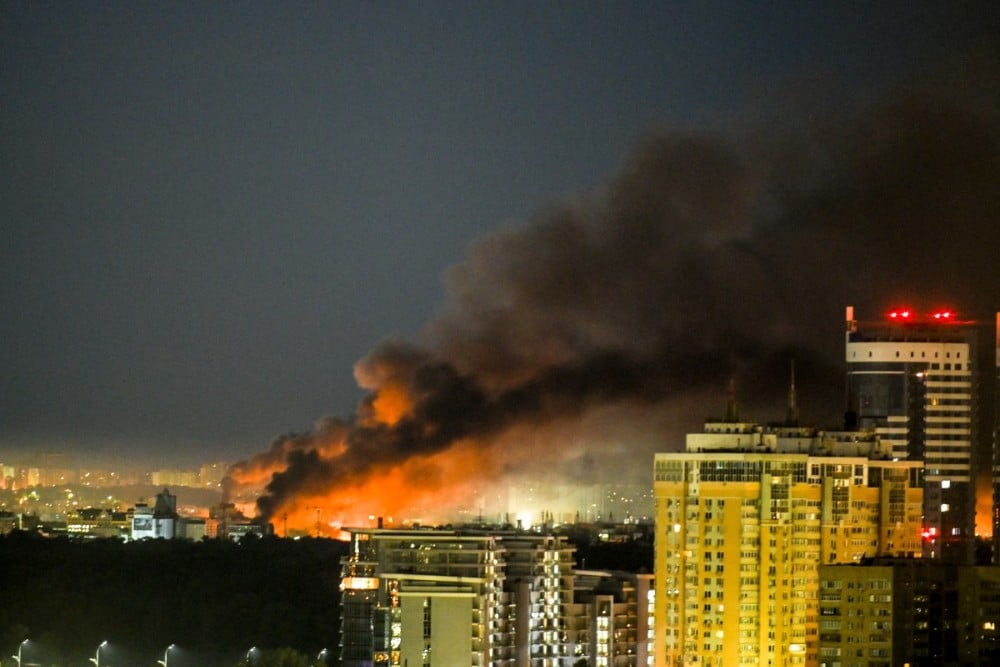 This photograph shows smoke billowing from a fire during drone and missile attacks in Kyiv on June 2, 2026 (File photo: AFP)
