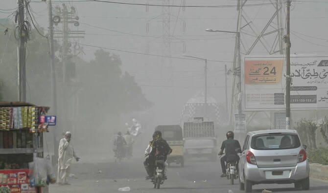 How extreme heat is fueling deadly dust storms in Sindh