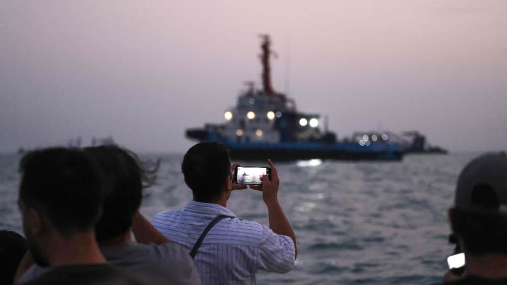 Hormuz-Strait-AFP
