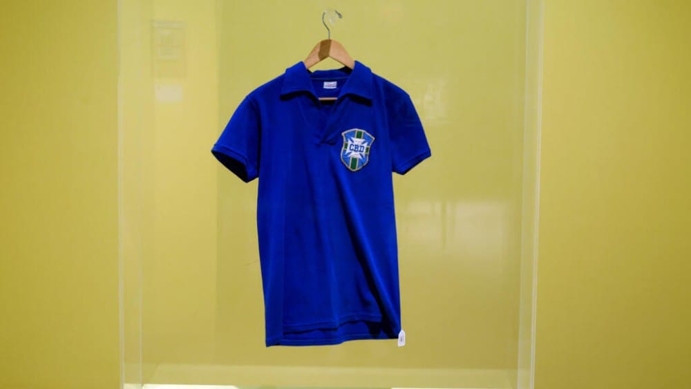 Pele wore the jersey in the 1958 final against World Cup host country Sweden. (File photo: AFP)
