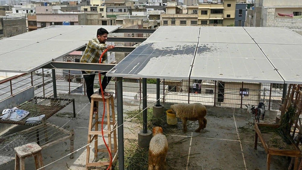 Pakistan emerges as world's third-largest solar panel importer: Climate Prosperity Plan