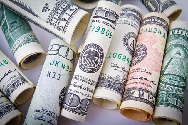 Pakistan's current account balance swings to $459M surplus in May