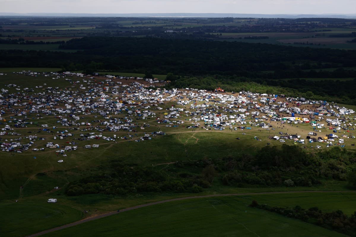 French minister vows crackdown on illegal raves