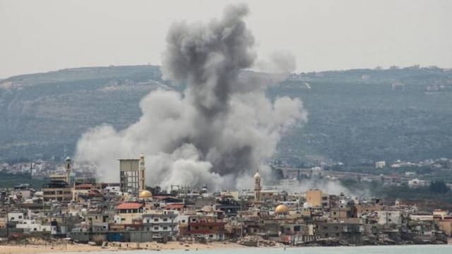 Middle East Roundup, July 15: US aircraft fired on ship that tried to break Iran ports blockade