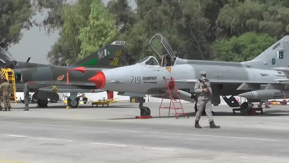 Two pilots embrace martyrdom as Pakistan Air Force aircraft crashes near Mardan