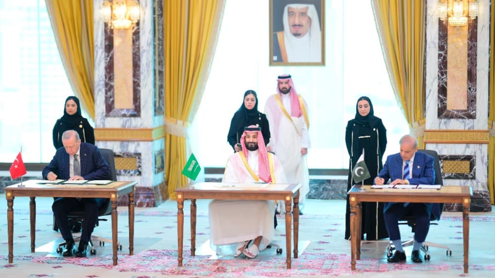 Makkah Accord purely defensive, not targeted against any country: Pakistan FM