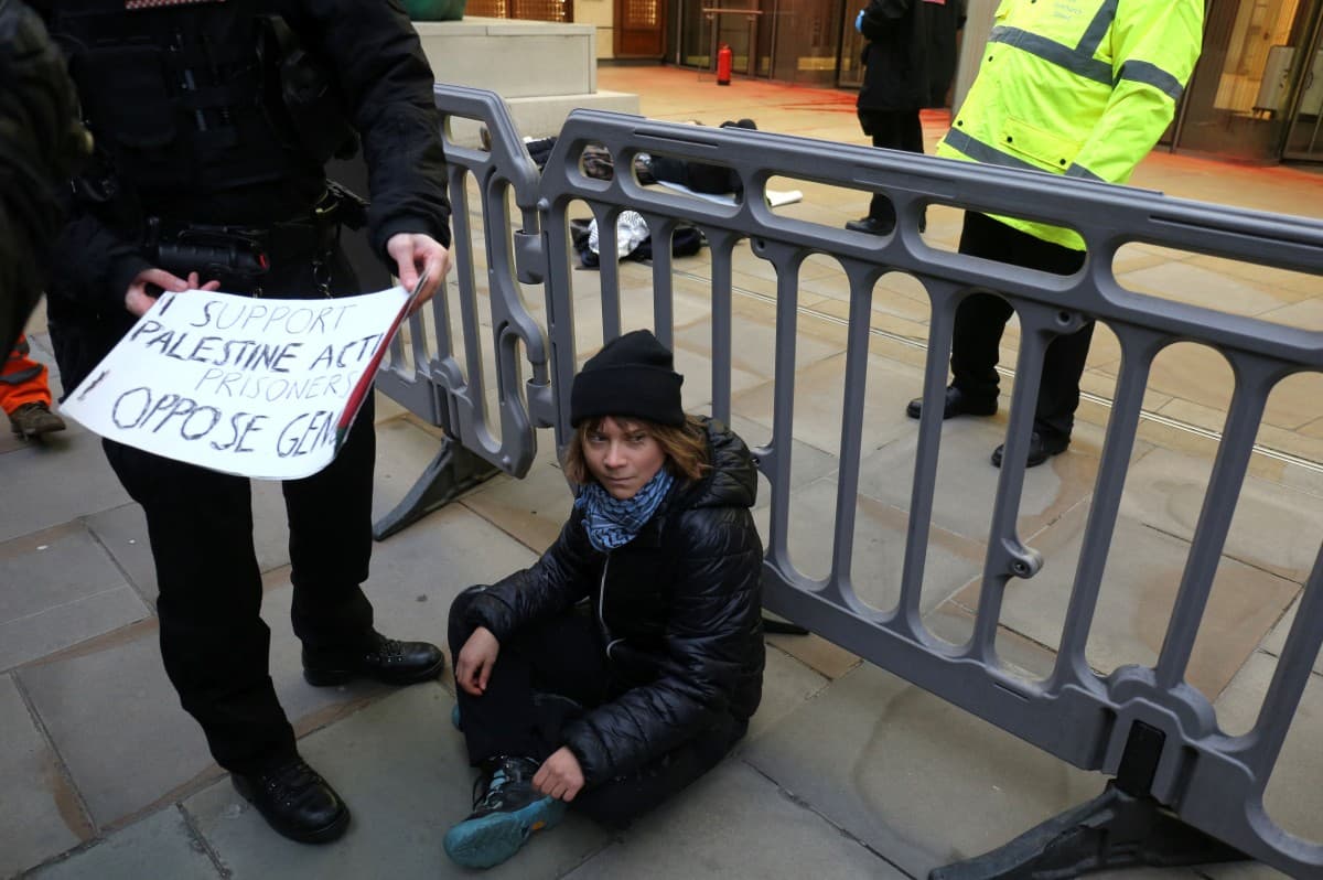 Greta Thunberg arrested at pro-Palestinian protest in London