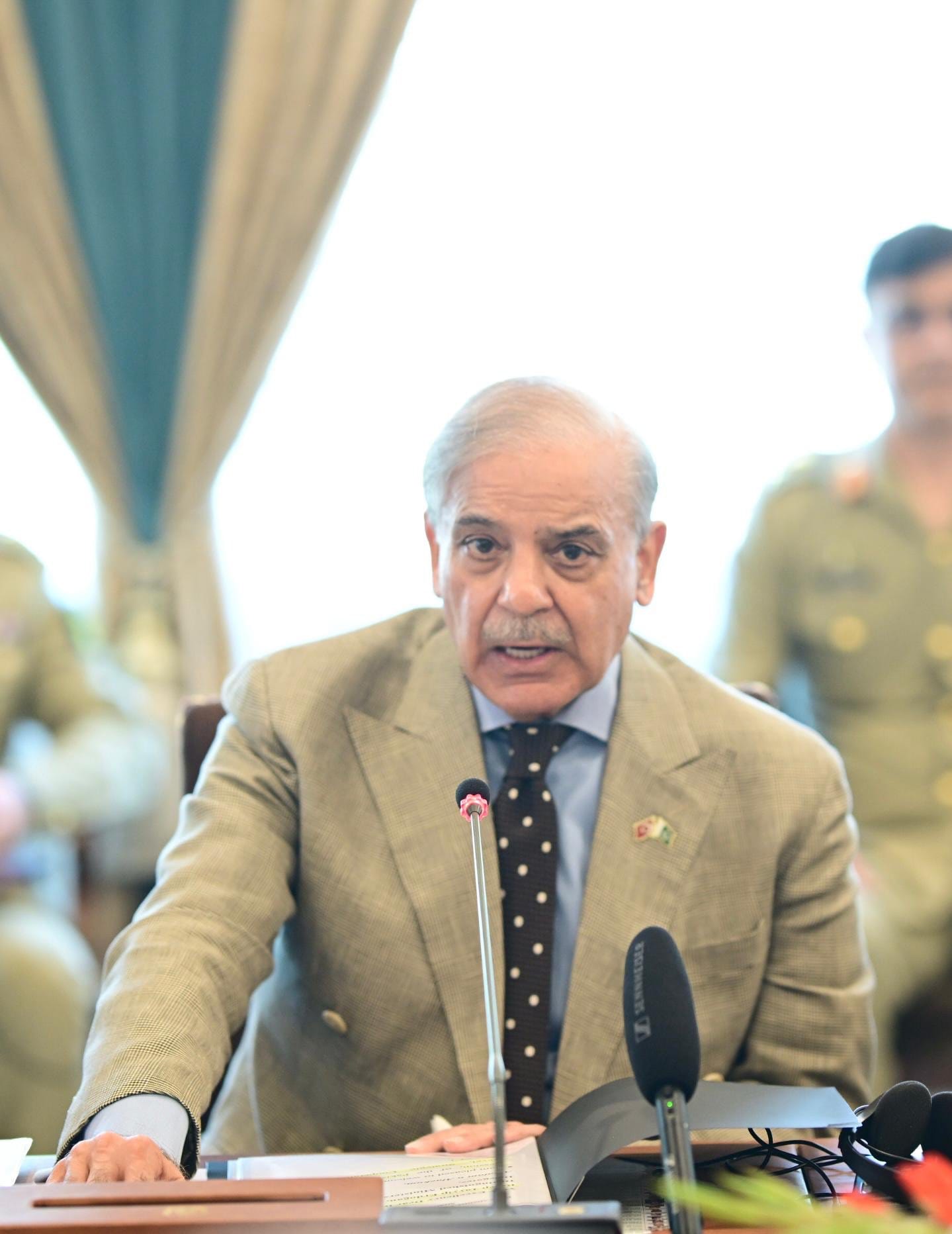 Pakistan's premier vows to eradicate all forms of terrorism from country