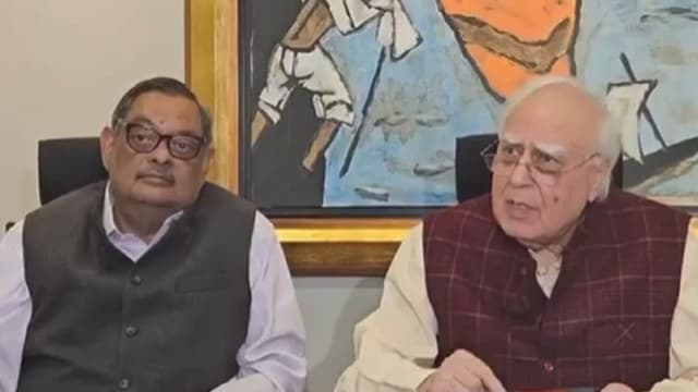 Indian politicians question 'special trains' from Haryana to Bihar just before polls