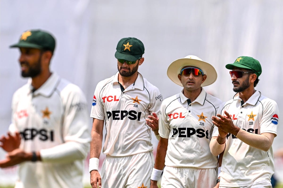 Abbas takes five wickets to put Pakistan ahead in Bangladesh Test