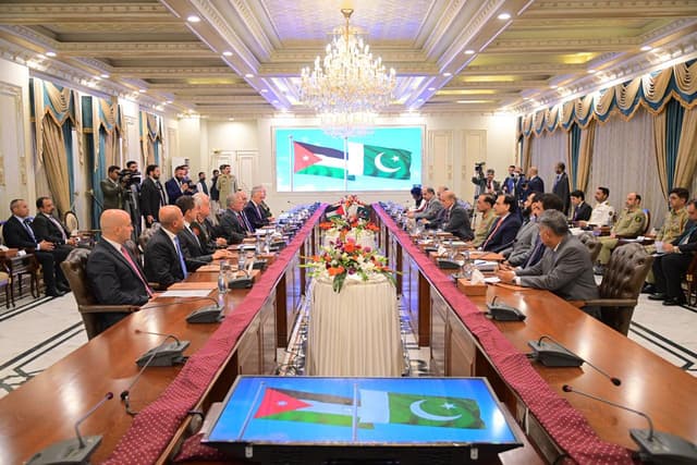 Jordanian King, Pakistani PM deepen strategic cooperation in Islamabad talks