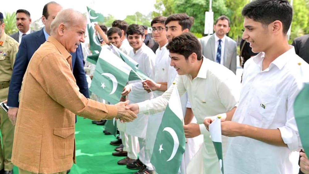 Pakistan president, PM laud youth’s role in national development