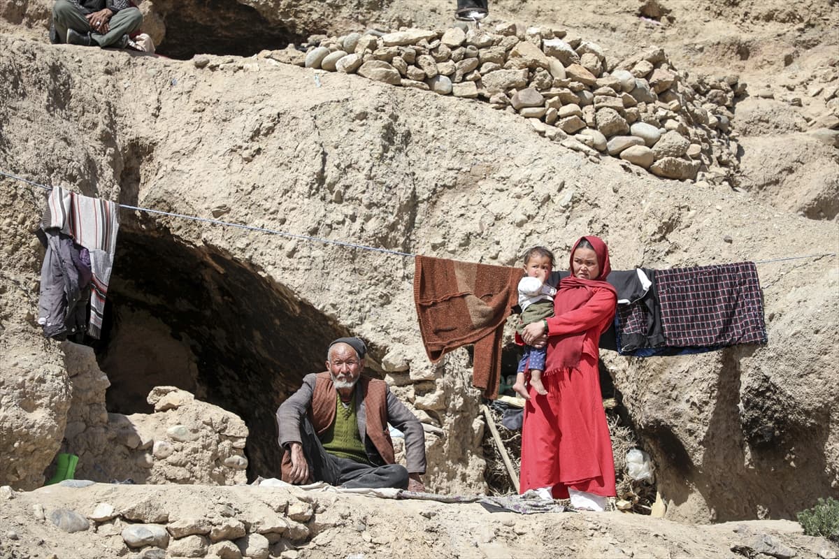 Afghan markets remain stocked but poverty leaves 22 million unable to buy