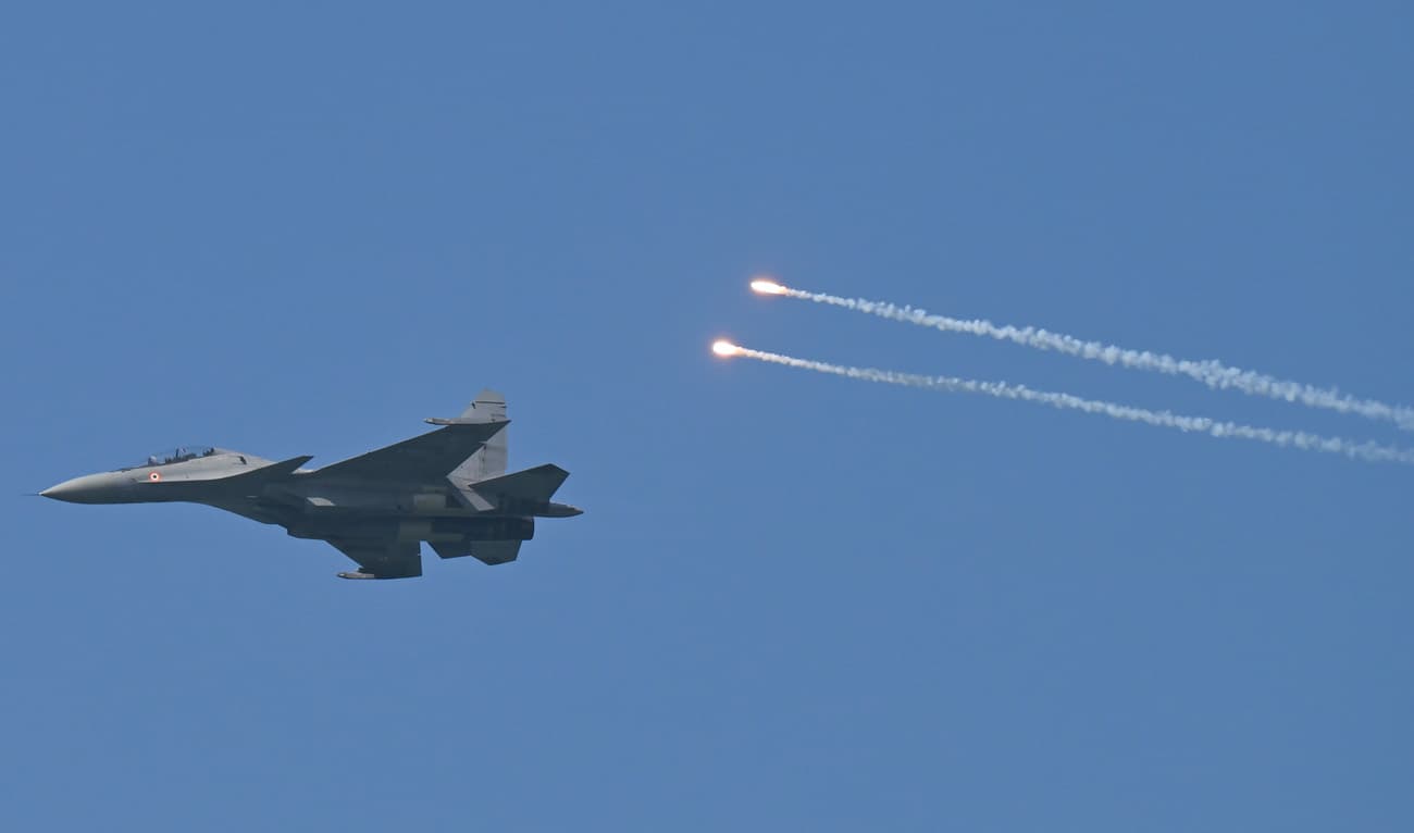 SU-30-AFP