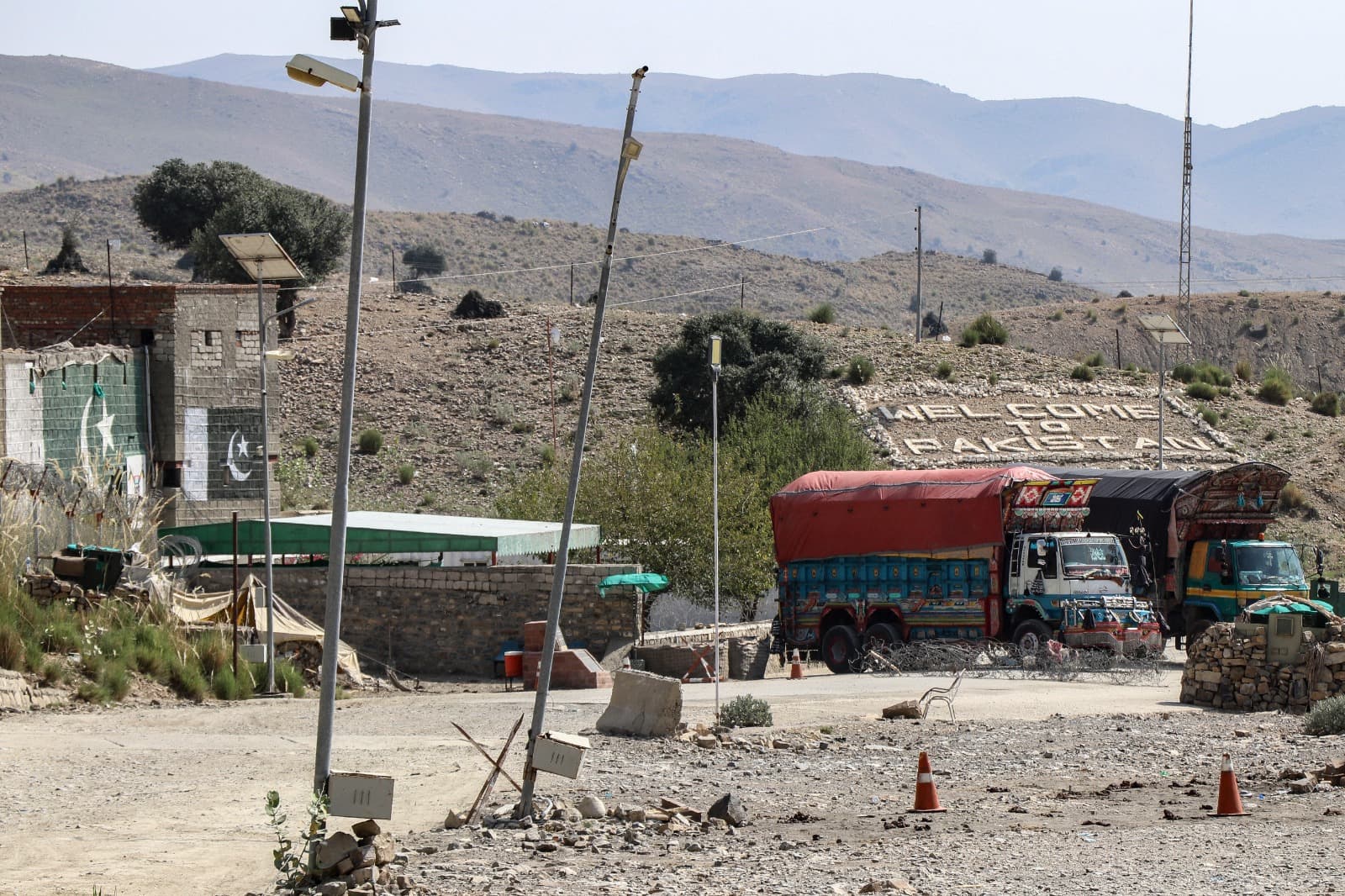 Istanbul talks at impasse as Pakistan demands verifiable Afghan security action
