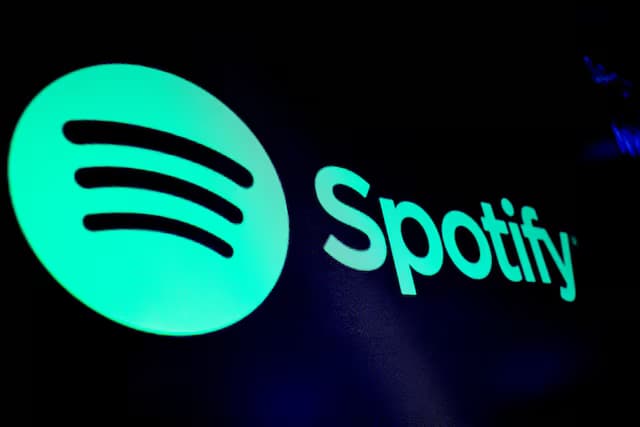 Spotify, Netflix sign deal to stream video podcasts