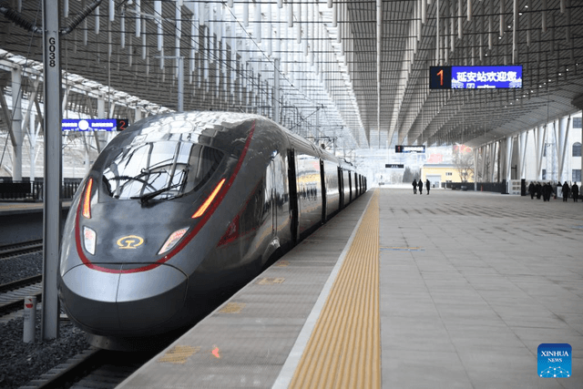 China's high-speed rail network passes 50,000km mark